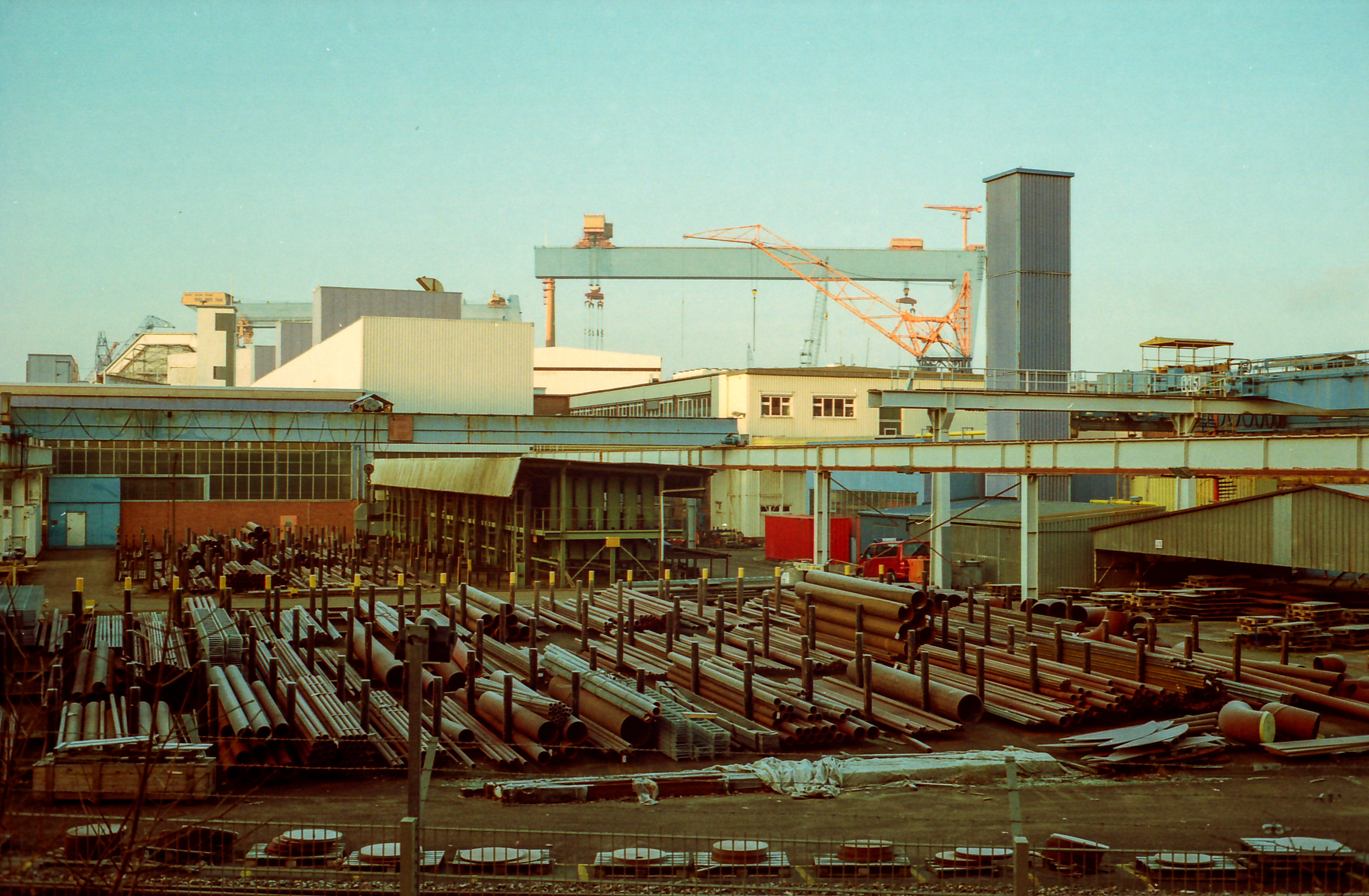 Werftgelände im Winter